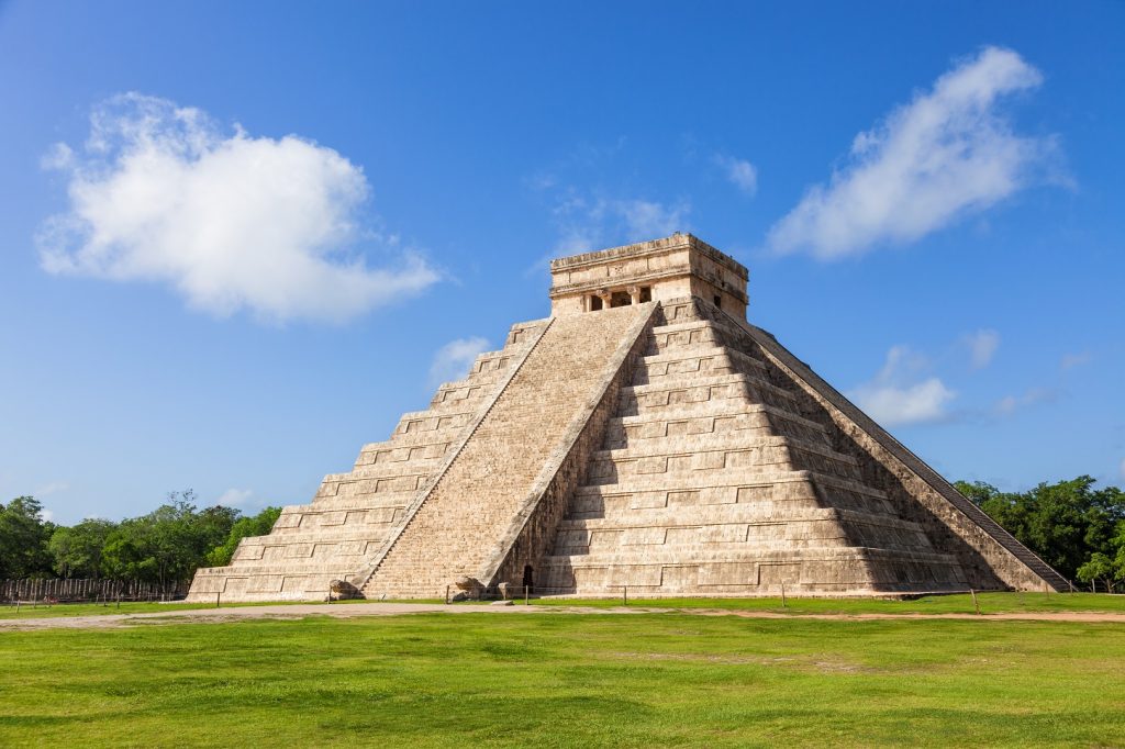 El,Castillo,(the,Kukulkan,Temple),Of,Chichen,Itza,,Mayan,Pyramid